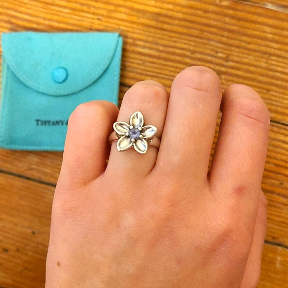 Vintage Tiffany & Co Lolite Flower Gemstone Ring